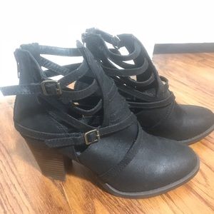 Massini Strappy ankle boots